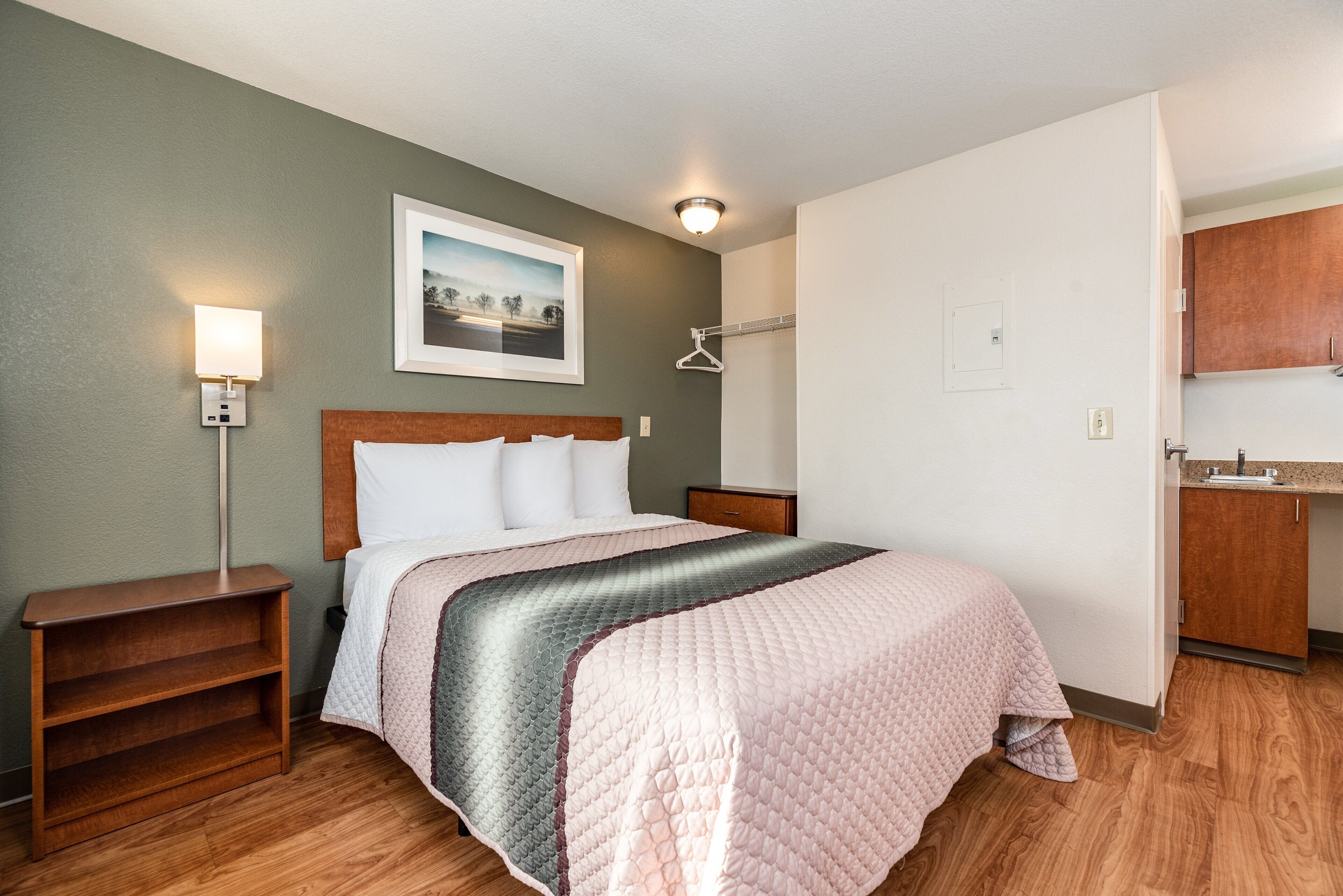 Foto - HomeTowne Studios by Red Roof Fresno - West