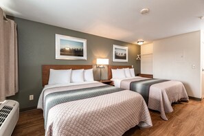 Studio, 2 Queen Beds, Non Smoking | Free WiFi, bed sheets