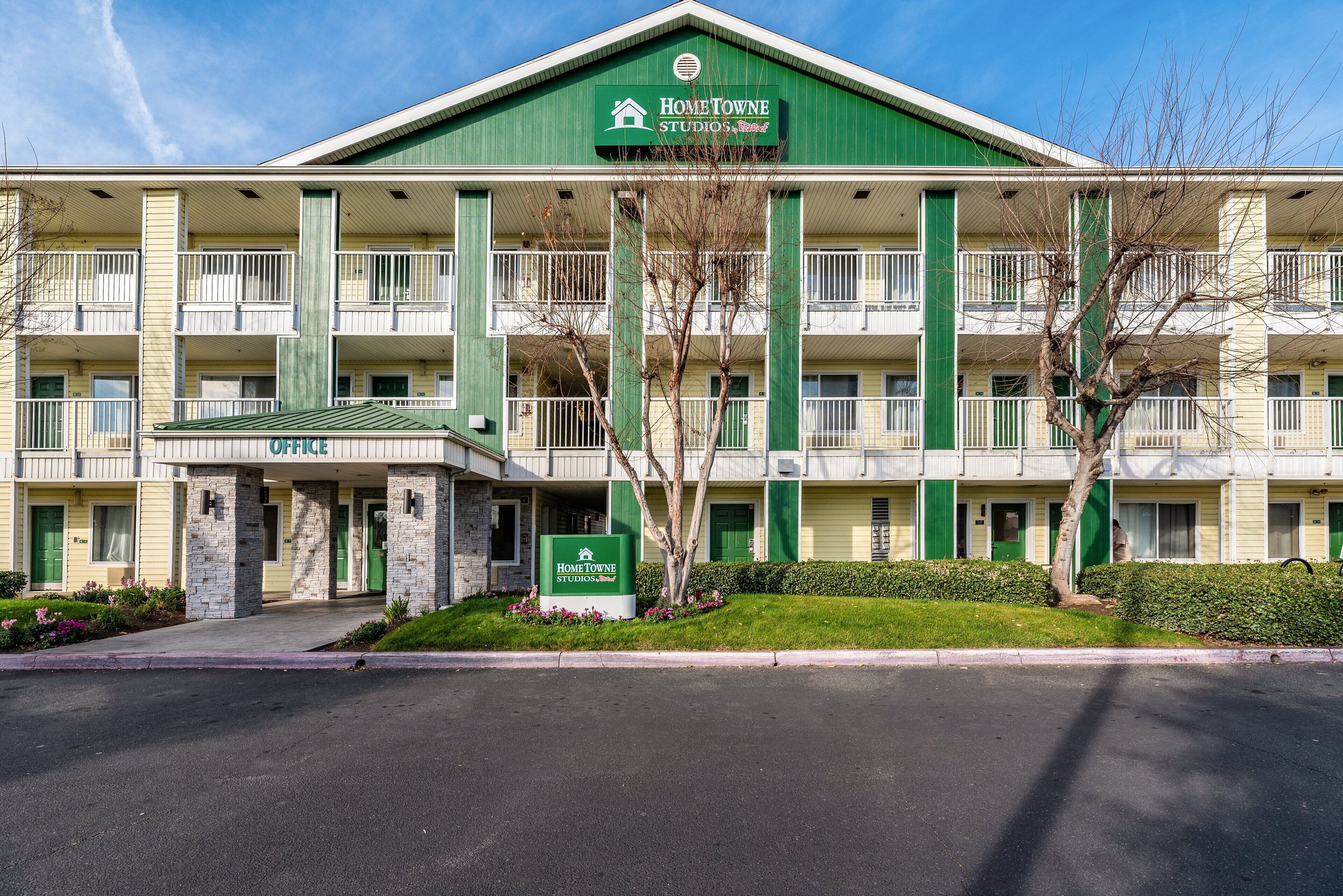 Foto - HomeTowne Studios by Red Roof Fresno - West