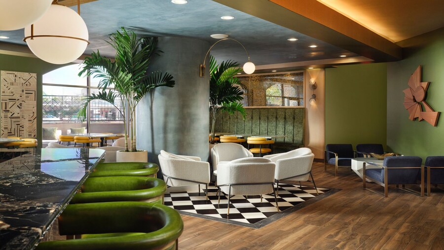 Burton House, Beverly Hills, A Tribute Portfolio Hotel