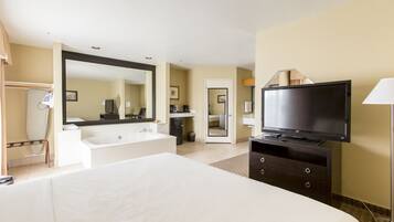 1 bedroom, desk, laptop workspace, soundproofing