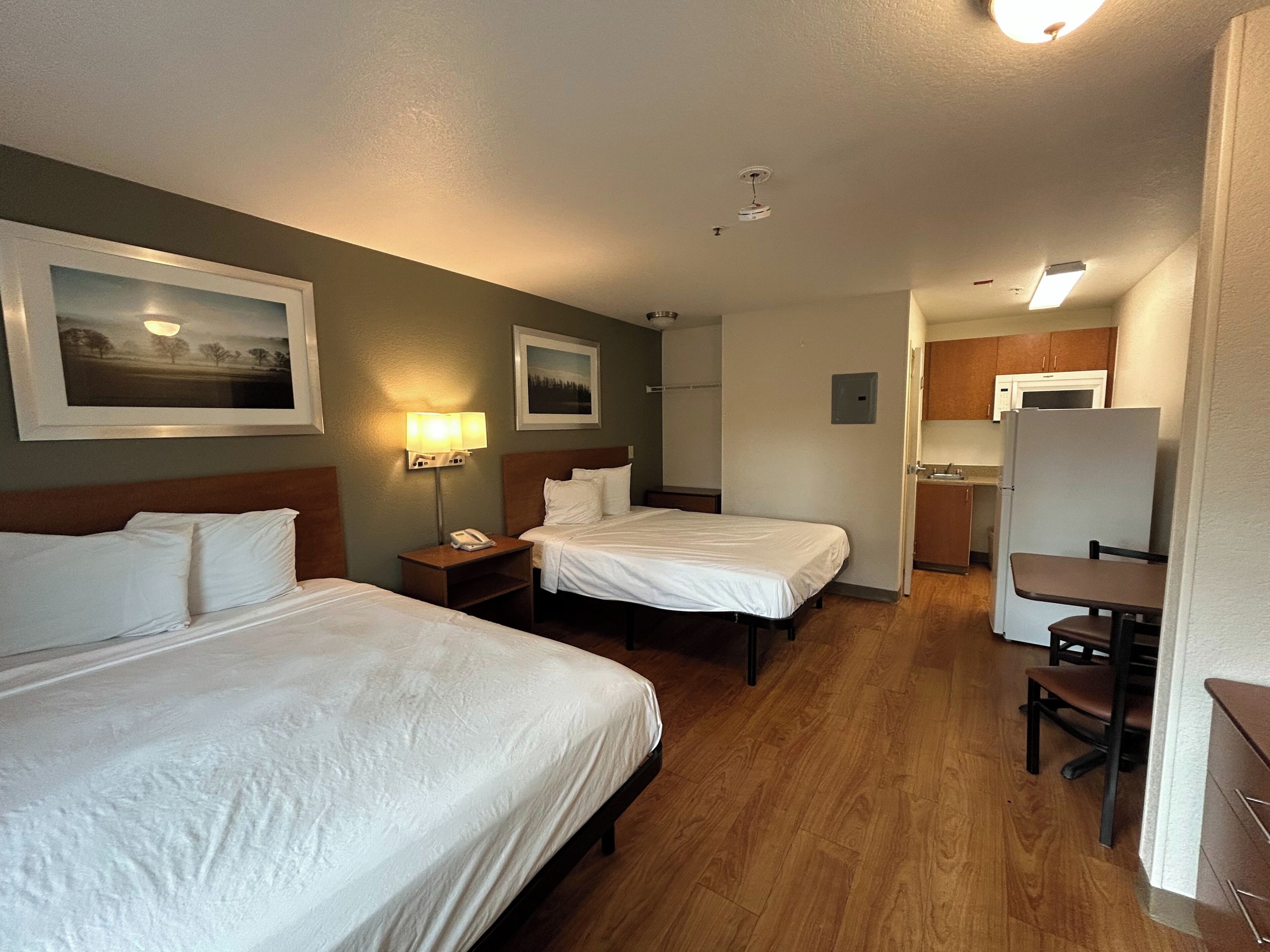 Standard Room, 2 Queen Beds, Non Smoking, Kitchen | Free WiFi, bed sheets
