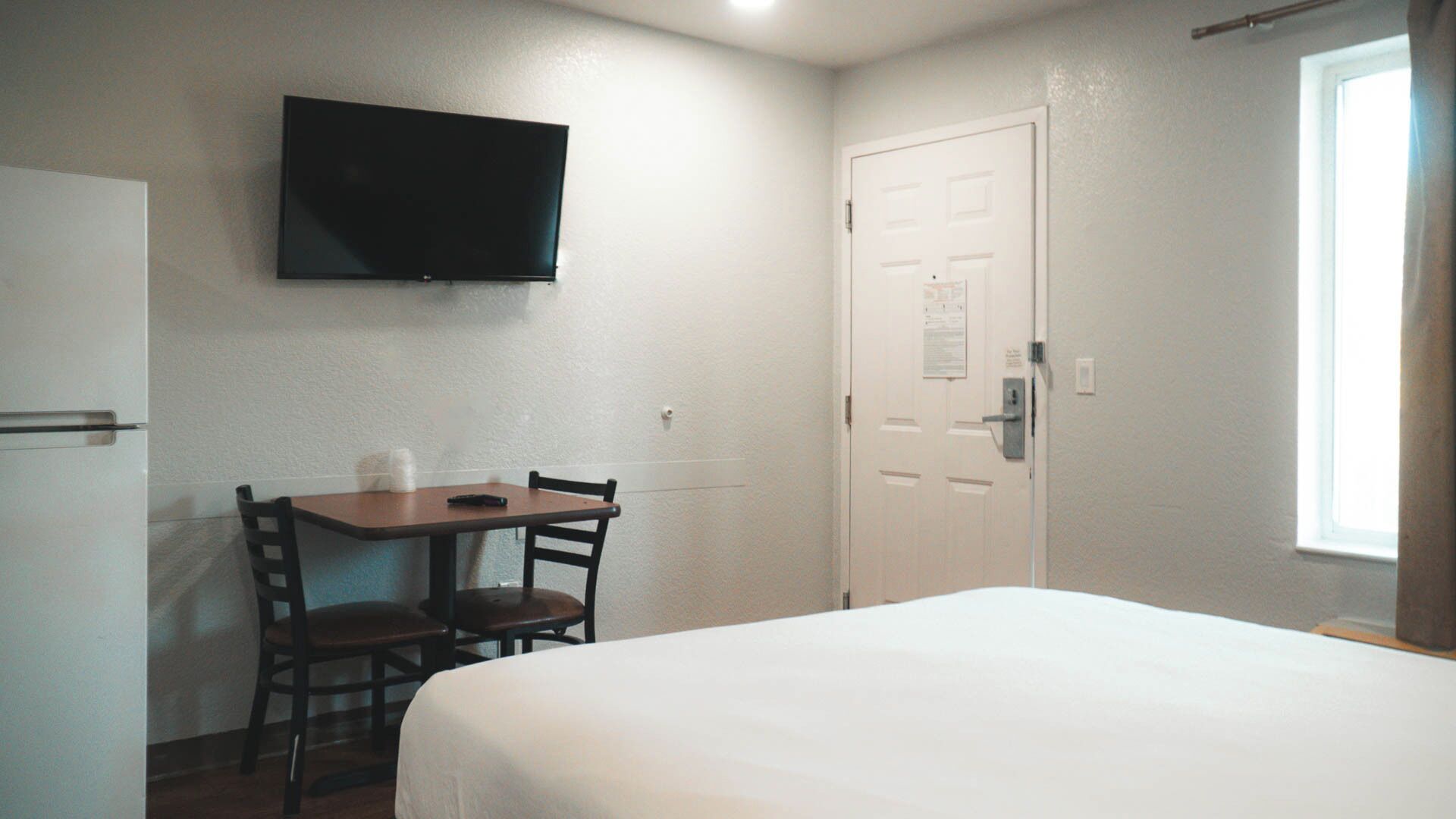 Standard Room, 1 Queen Bed, Non Smoking