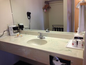 Bathroom sink