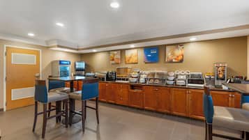 Desayuno buffet incluido todos los días