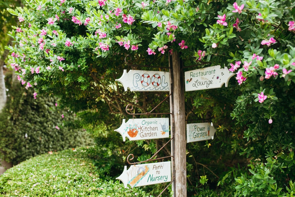 Cambria Pines Lodge by null