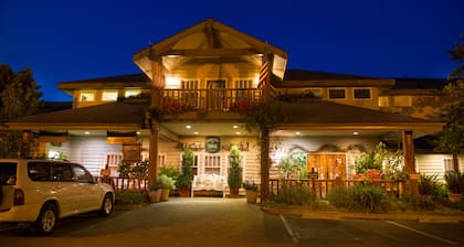 Cambria Pines Lodge