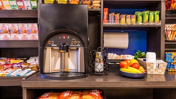 Snack bar