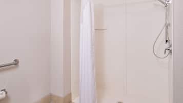Chambre Standard, 1 très grand lit (Mobility, Roll-In Shower) | Salle de bain
