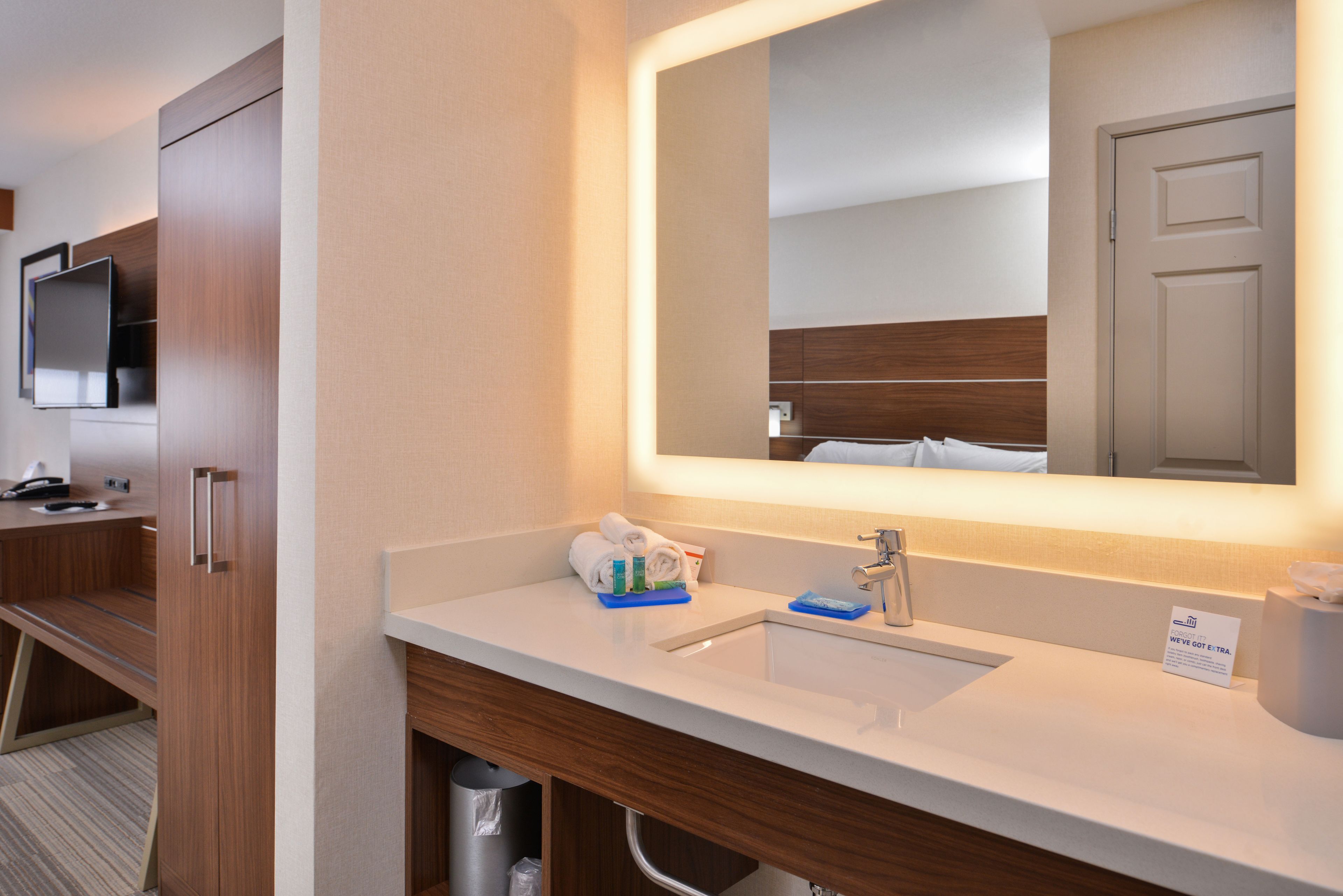 in-room safe, desk, soundproofing, iron/ironing board