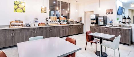 Free daily continental breakfast