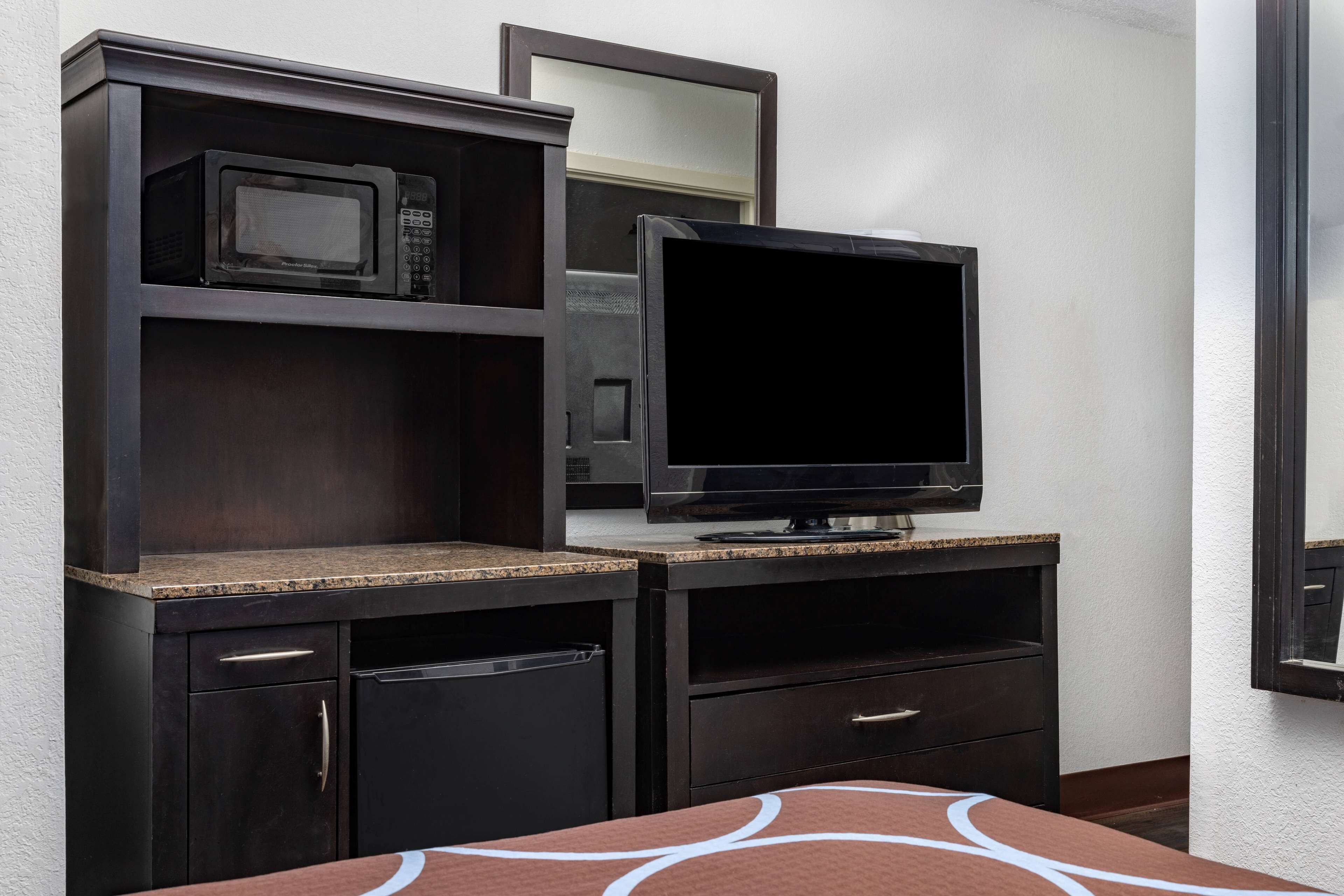 Foto - Super 8 by Wyndham Pensacola