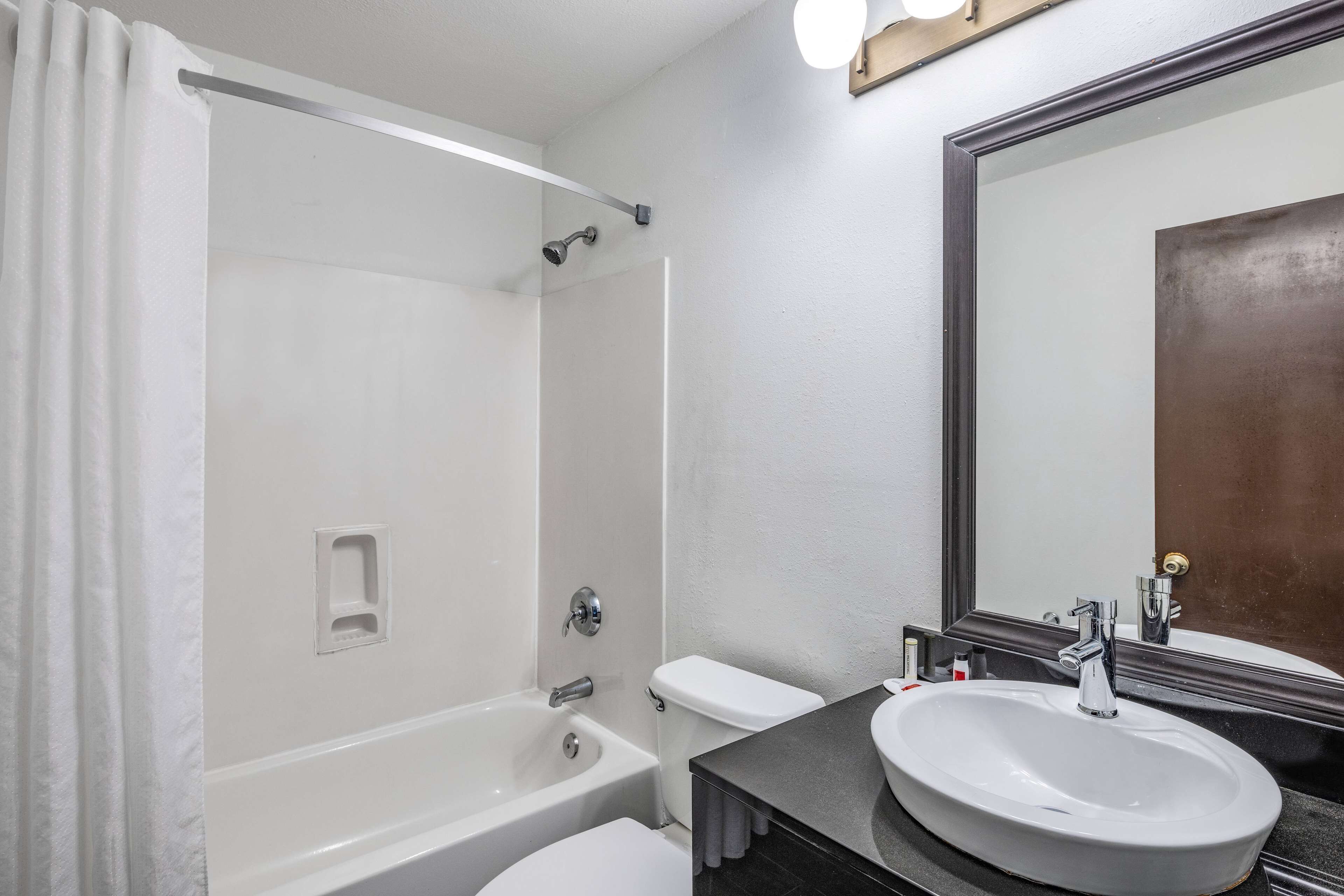 Foto - Super 8 by Wyndham Pensacola