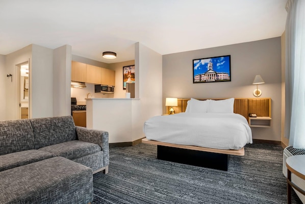 Suite, 1 Queen Bed with Sofa bed, Non Smoking | Individually furnished, desk, laptop workspace, iron/ironing board