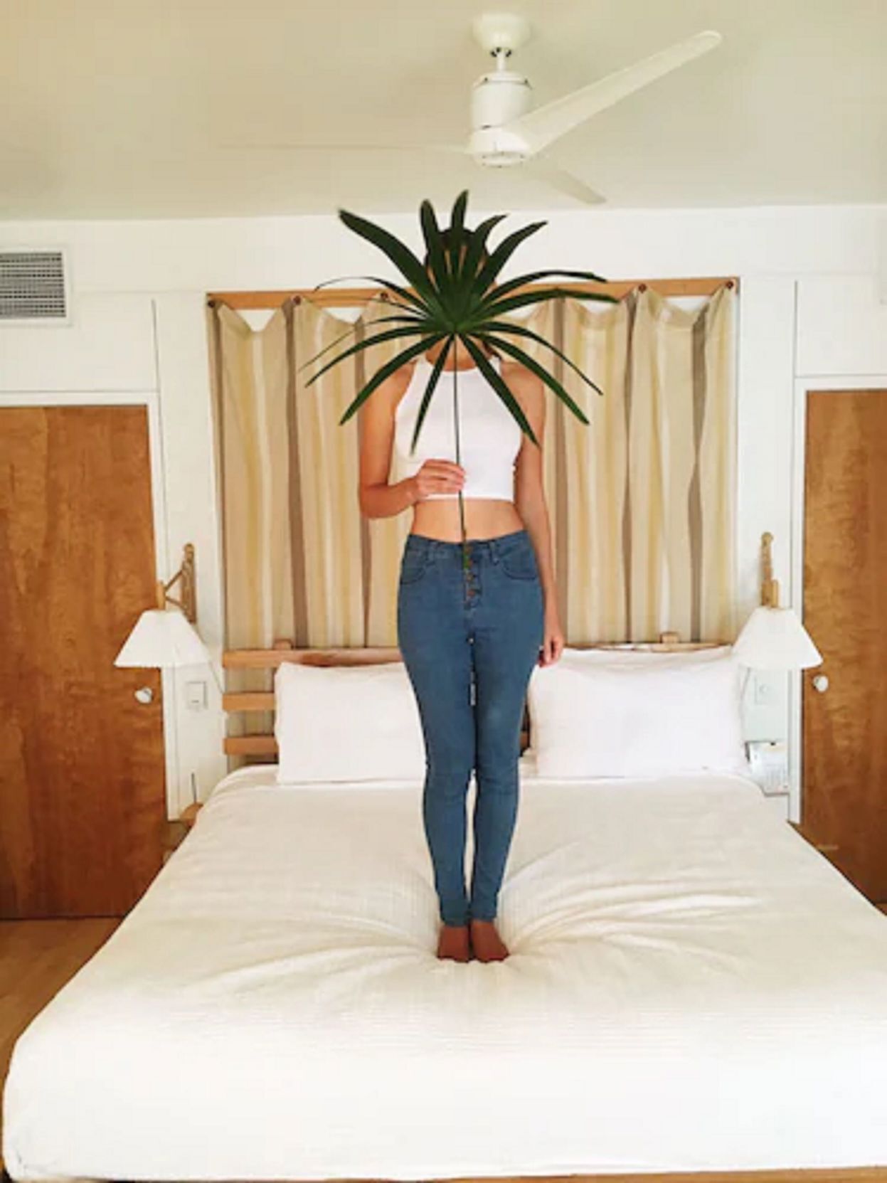 Egyptian cotton sheets, premium bedding, down duvets, minibar