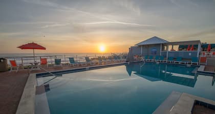 Coconut Palms Beach Resort II a Ramada by Wyndham