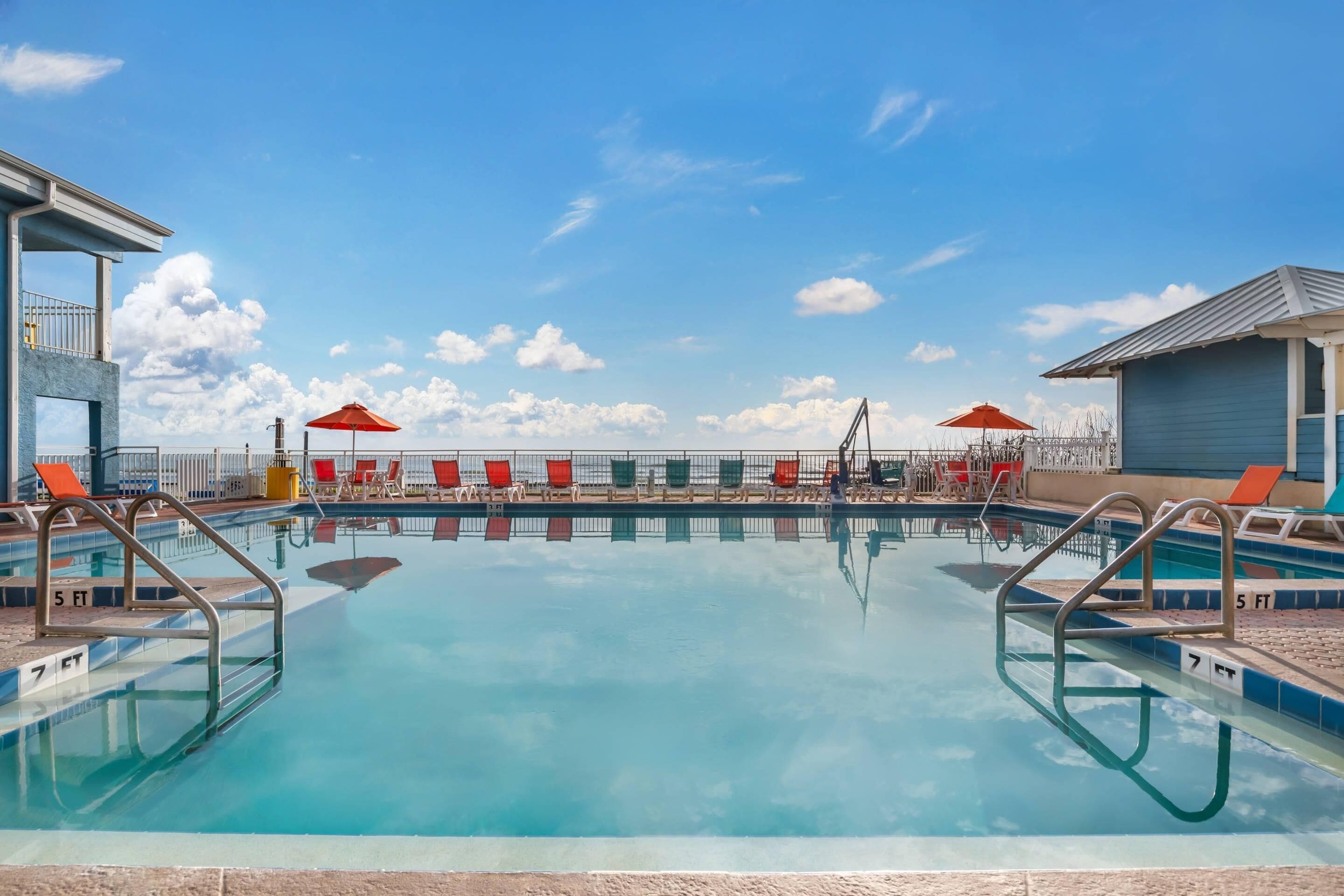 Coconut Palms Beach Resort II, an Ascend Collection Hotel, New Smyrna  Beach: Hotel Reviews, Rooms & Prices | Hotels.com