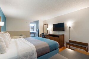 Escritorio, wifi gratis y ropa de cama 