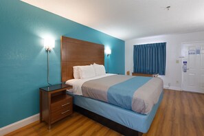 Desk, free WiFi, bed sheets - Motel 6 Albany, GA (Albany)