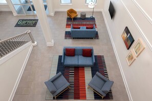 Exterior - Garner Hotel Evansville East by IHG (Evansville)