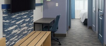 Garner Hotel Evansville East by IHG