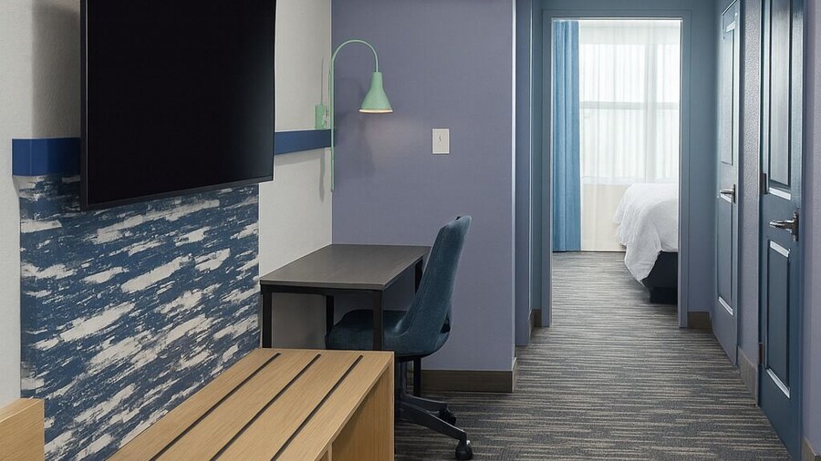 Garner Hotel Evansville East by IHG