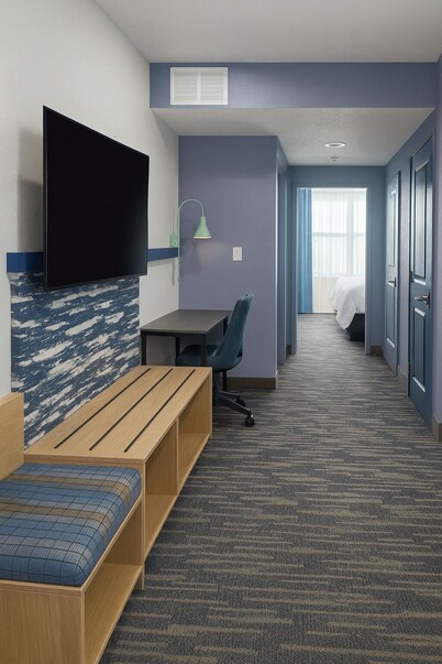 Garner Hotel Evansville East by IHG
