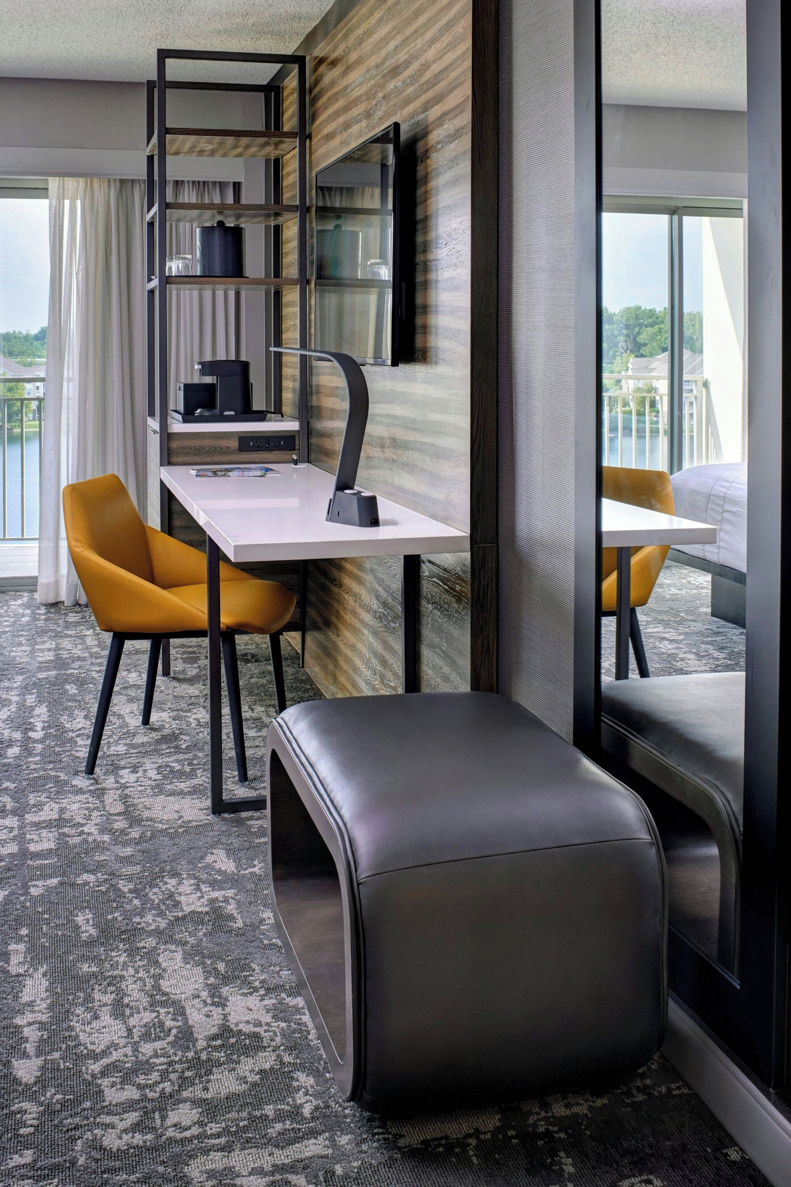 1 bedroom, premium bedding, pillow-top beds, desk