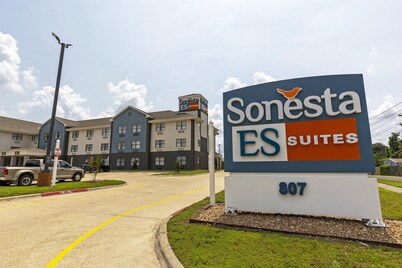 Sonesta ES Suites Lafayette Airport