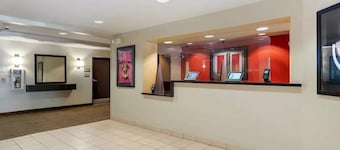 Sonesta Simply Suites Lafayette Airport