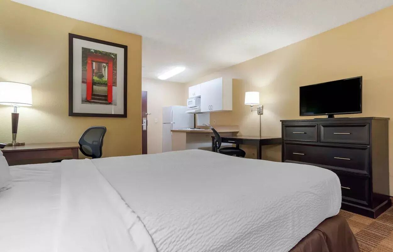 Sonesta Simply Suites Lafayette Airport