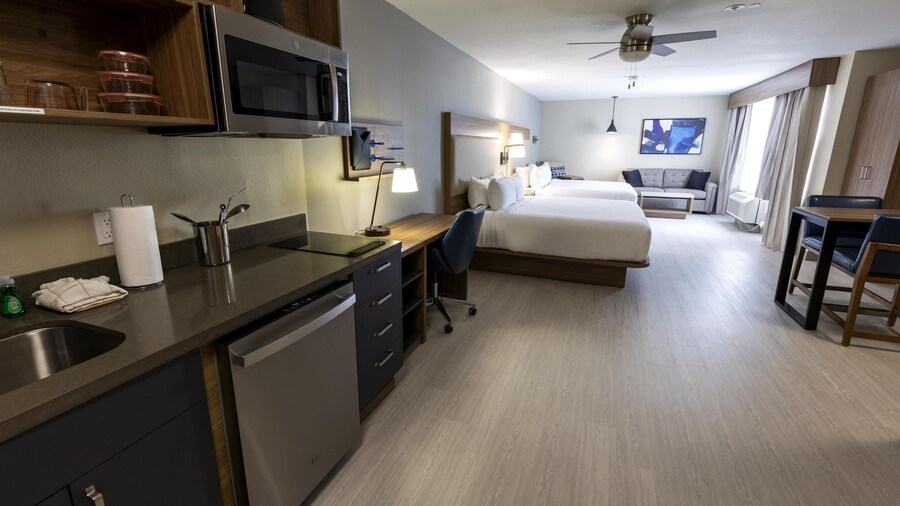 Sonesta ES Suites Lafayette Airport
