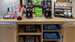 Free daily on-the-go breakfast  - Extended Stay America Suites Boston Burlington (Burlington)