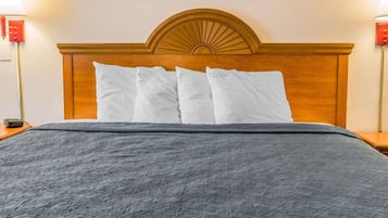 Ropa de cama de alta calidad y escritorio