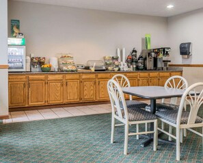 Free daily continental breakfast