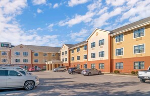Exterior - Extended Stay America Select Suites - Grand Rapids - Kentwood (Grand Rapids)