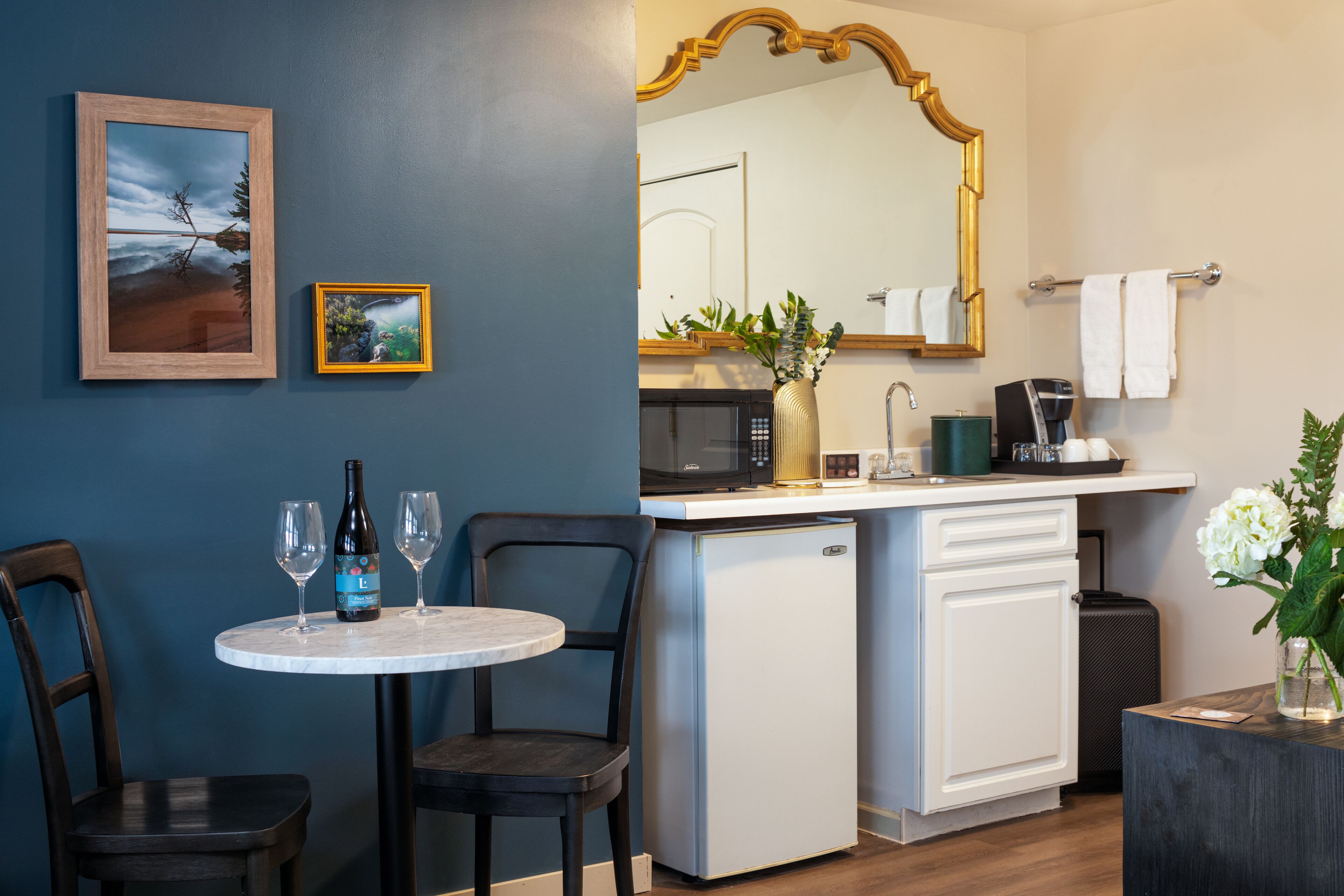 suite, 1 king bed (soaking tub) | premium bedding, down duvets, iron/ironing board, free cots/infant beds