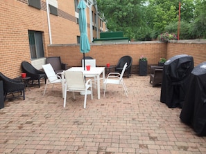 Grill-/Picknickplatz