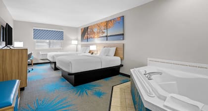 Days Inn by Wyndham Imlay City