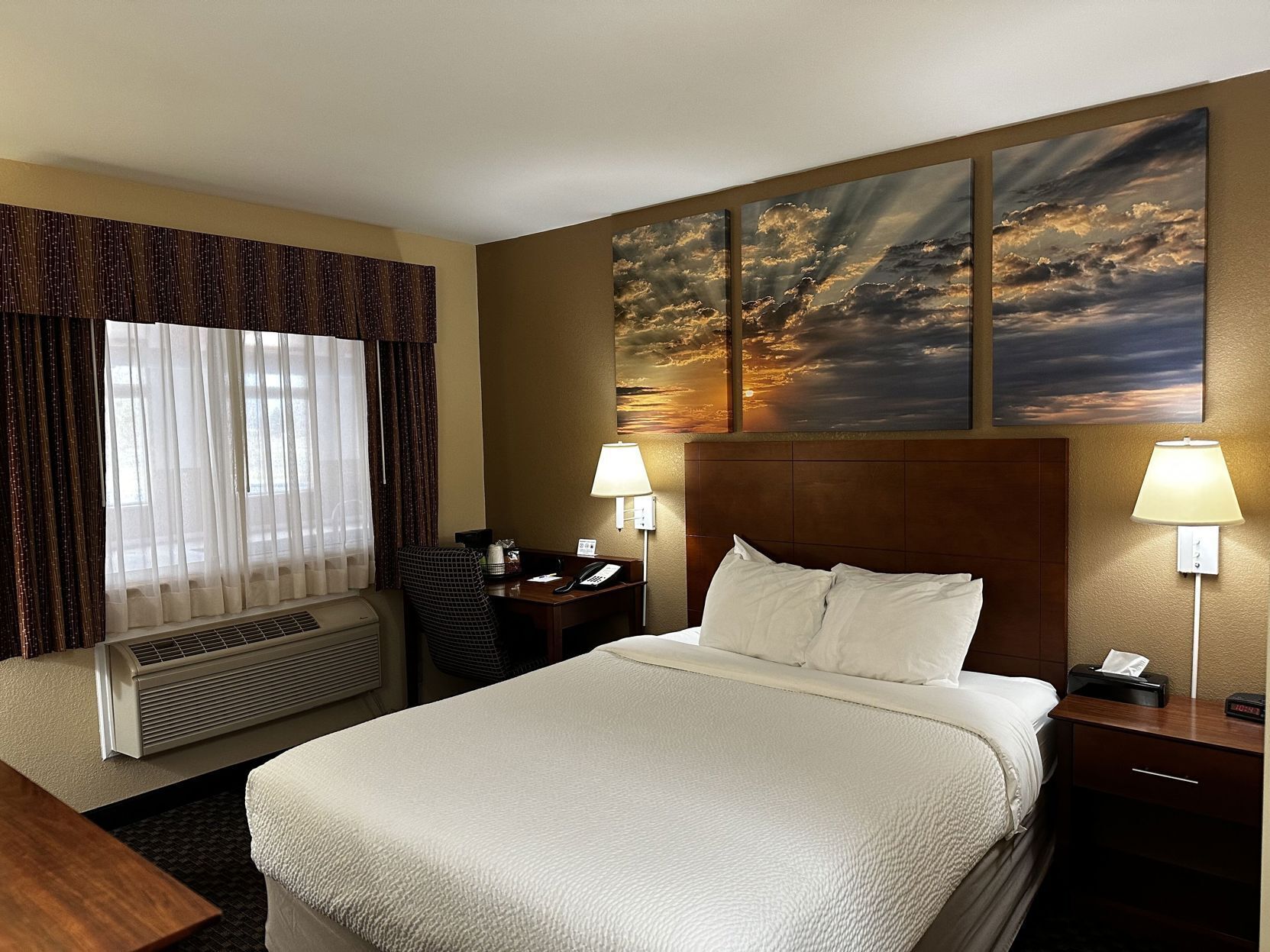 In-room safe, desk, iron/ironing board, free cots/infant beds