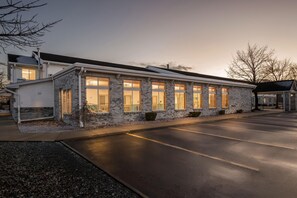 Exterior - Days Inn by Wyndham Imlay City (Imlay City)