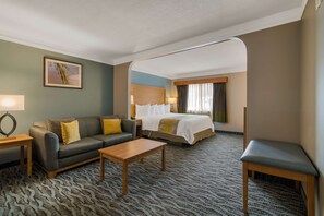 Premium bedding, in-room safe, desk, laptop workspace - Best Western Plus Executive Court Inn & Conference Center (Manchester)