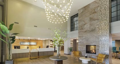 Hotel Trilogy Albany Airport, Tapestry Collection by Hilton