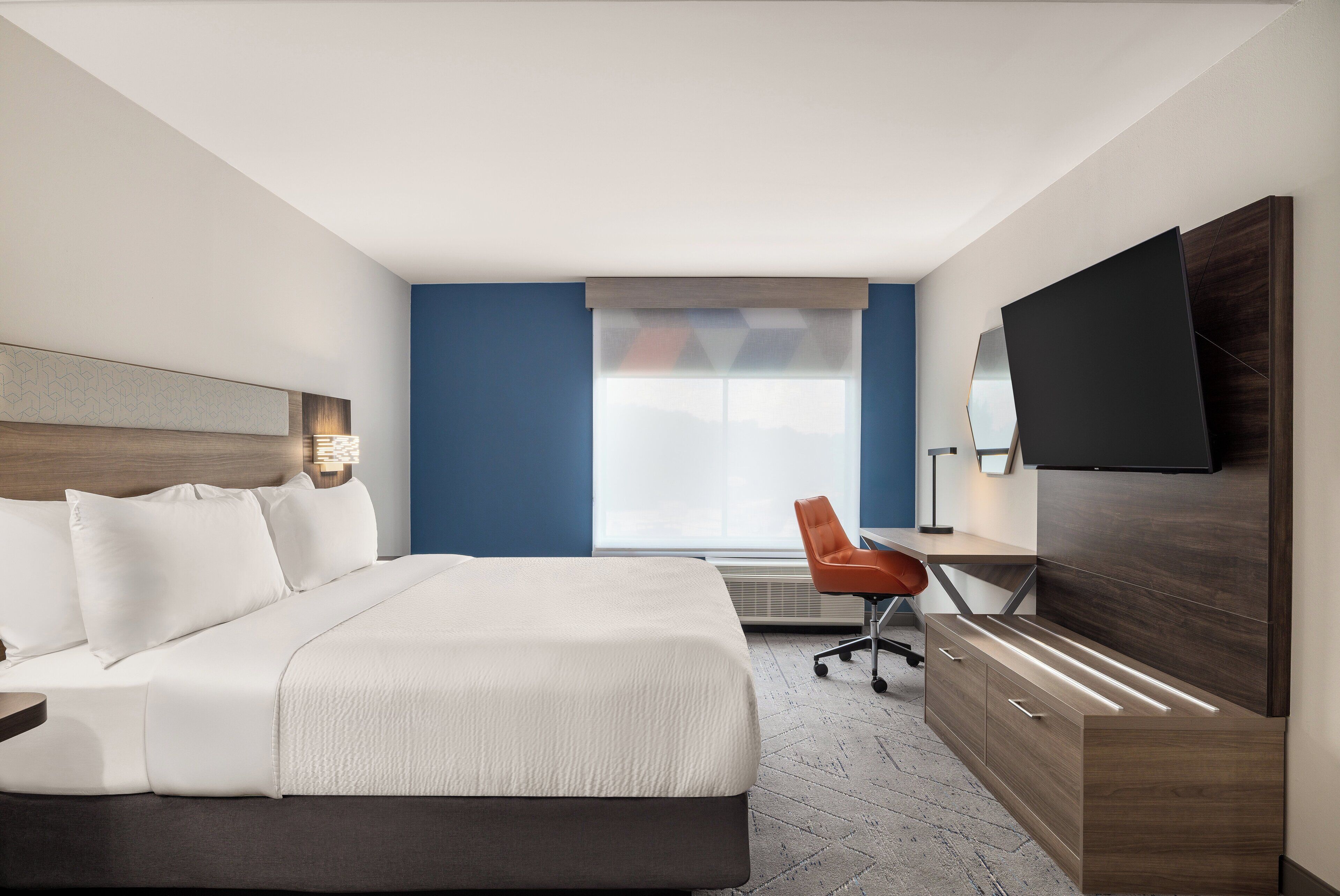 In-room safe, desk, iron/ironing board, free cots/infant beds