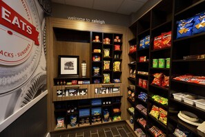 Restaurant - Hampton Inn & Suites Raleigh Cary Lenovo Center (Raleigh)