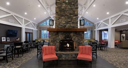 Hampton Inn & Suites Raleigh Cary Lenovo Center