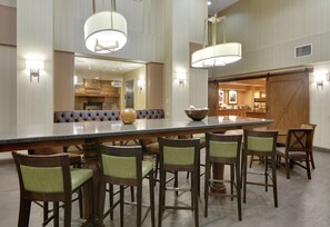 Petit déjeuner buffet compris tous les jours