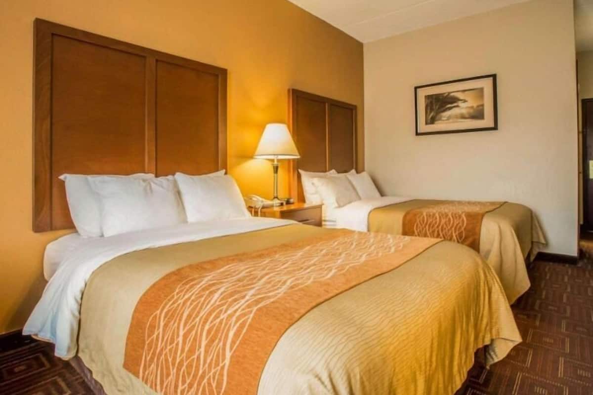 Desk, blackout curtains, iron/ironing board, free cots/infant beds