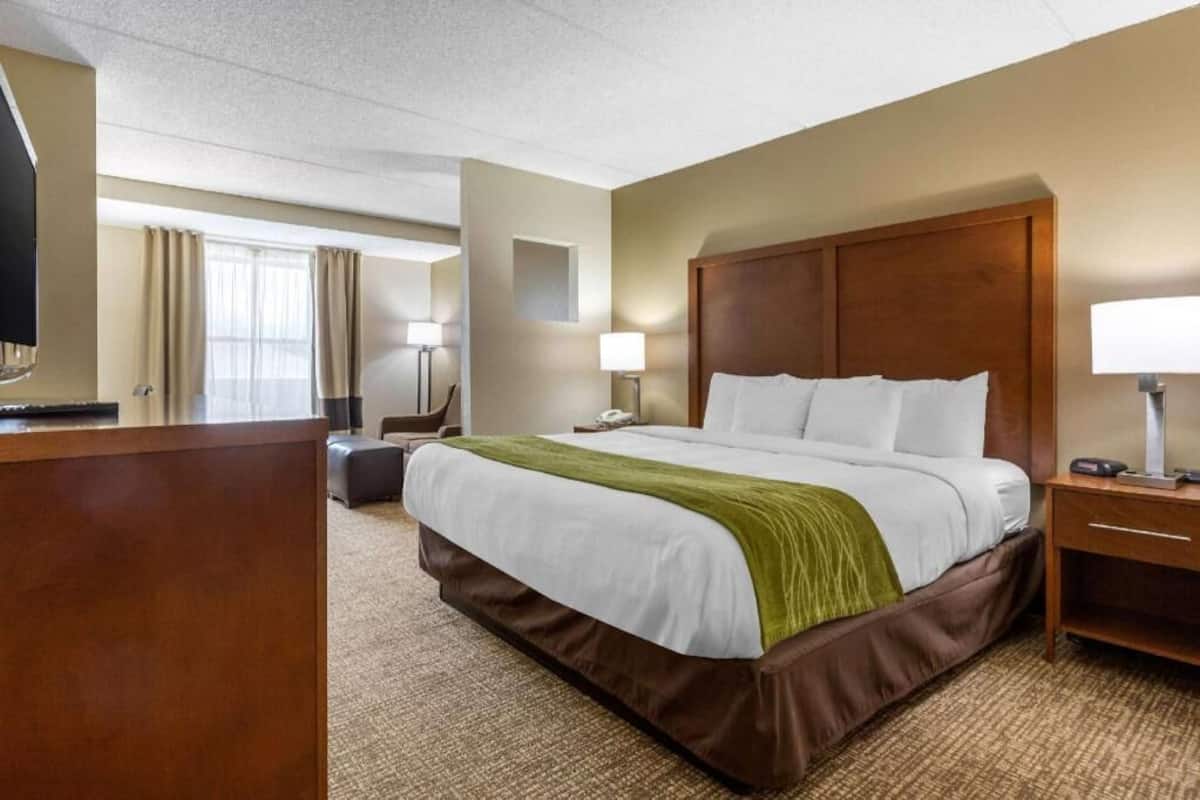 Desk, blackout curtains, iron/ironing board, free cots/infant beds