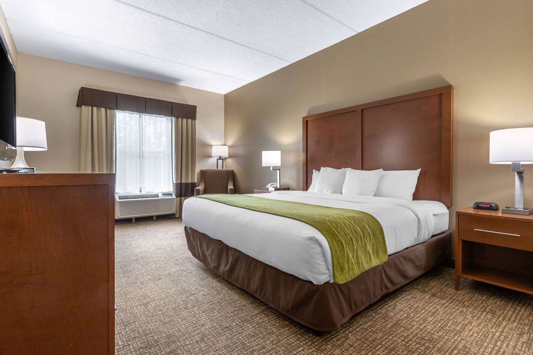 Desk, blackout curtains, iron/ironing board, free cots/infant beds